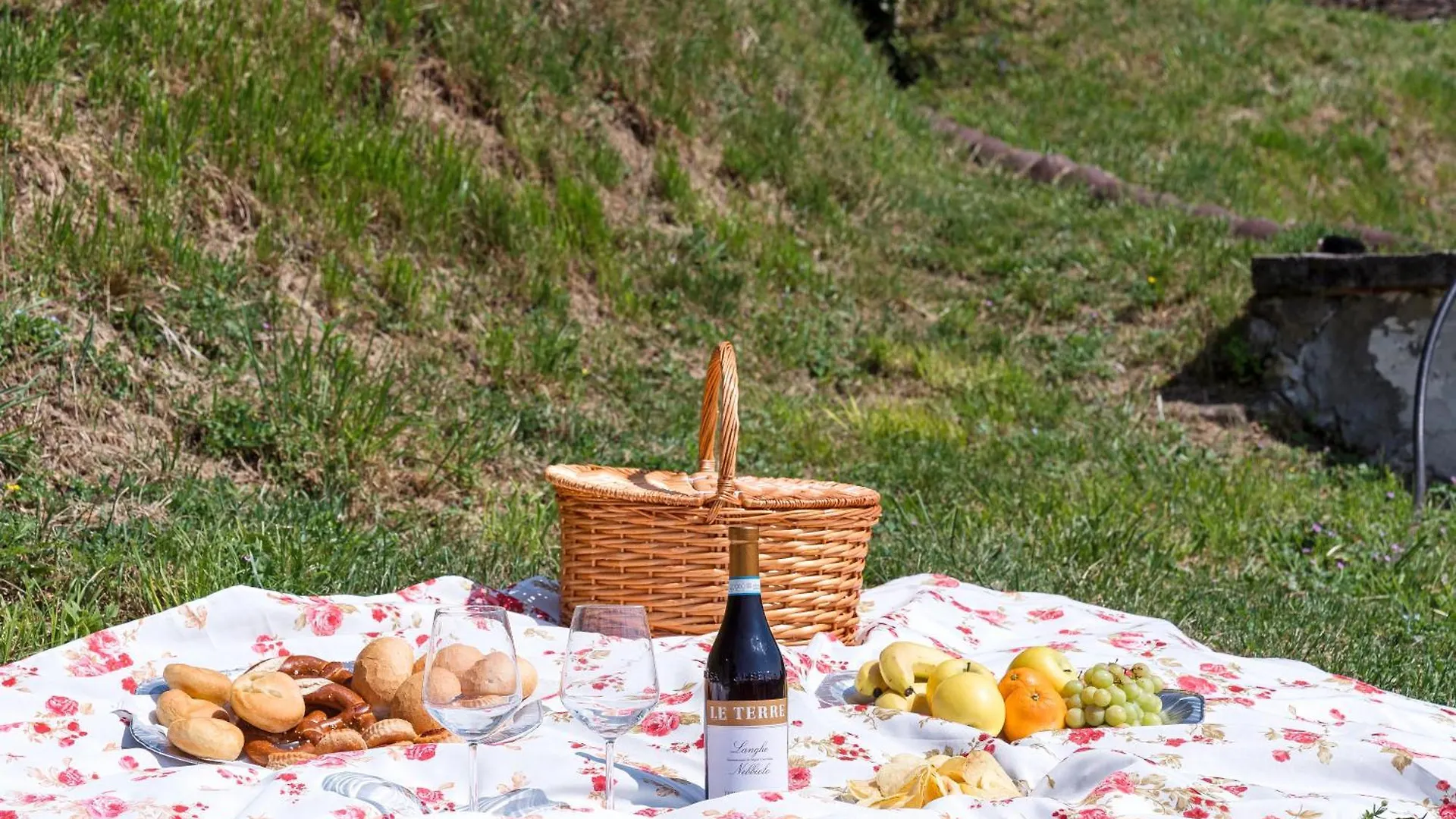 B&B La Corte And Home Restaurant - Free Parking - 10 Minutes To The Lake And Centre Como Tavernerio