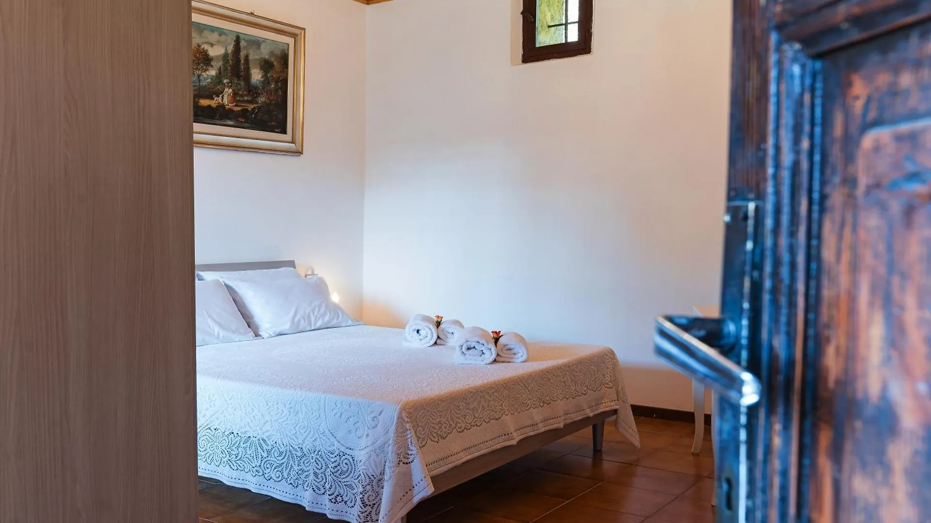 B&B La Corte And Home Restaurant - Free Parking - 10 Minutes To The Lake And Centre Como Tavernerio