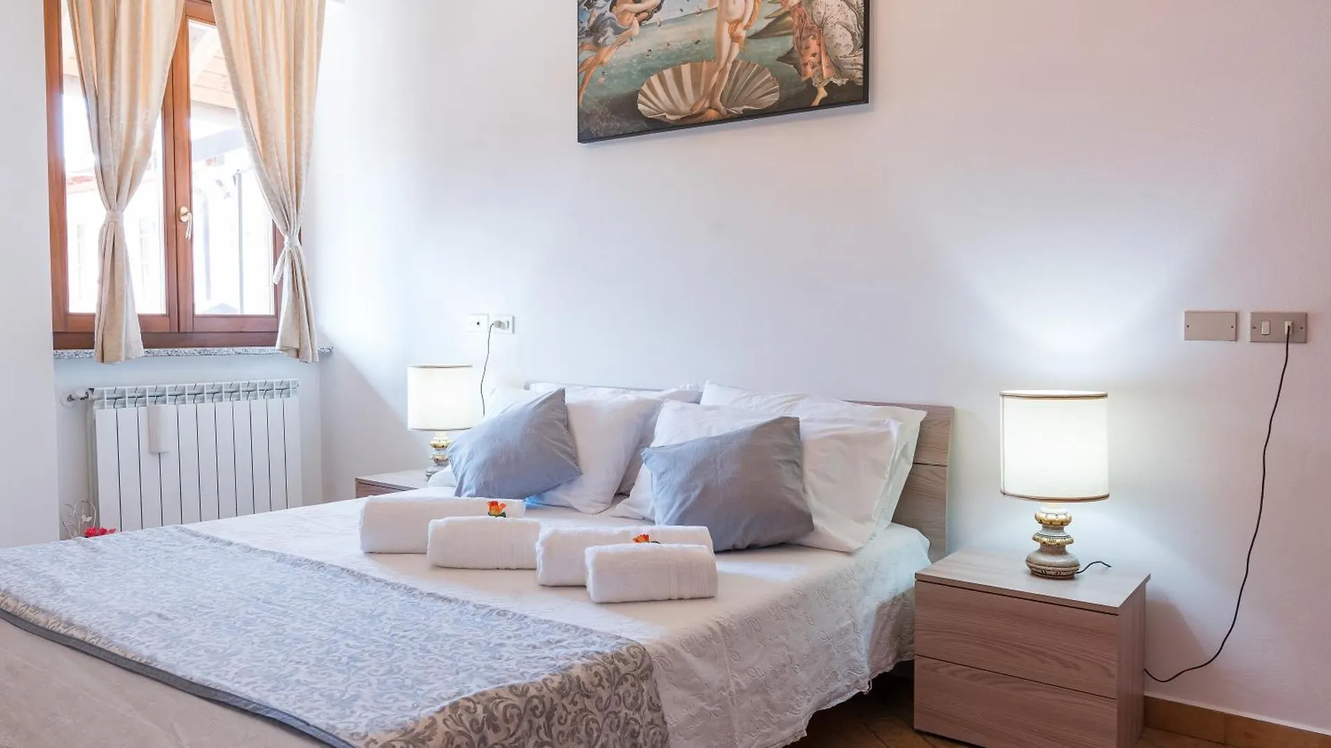 La Corte Apartments Como 0*, Tavernerio Italia