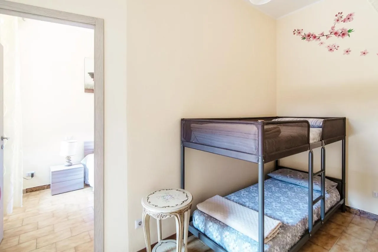 Bed & Breakfast B&B La Corte And Home Restaurant - Free Parking - 10 Minutes To The Lake And Centre Como