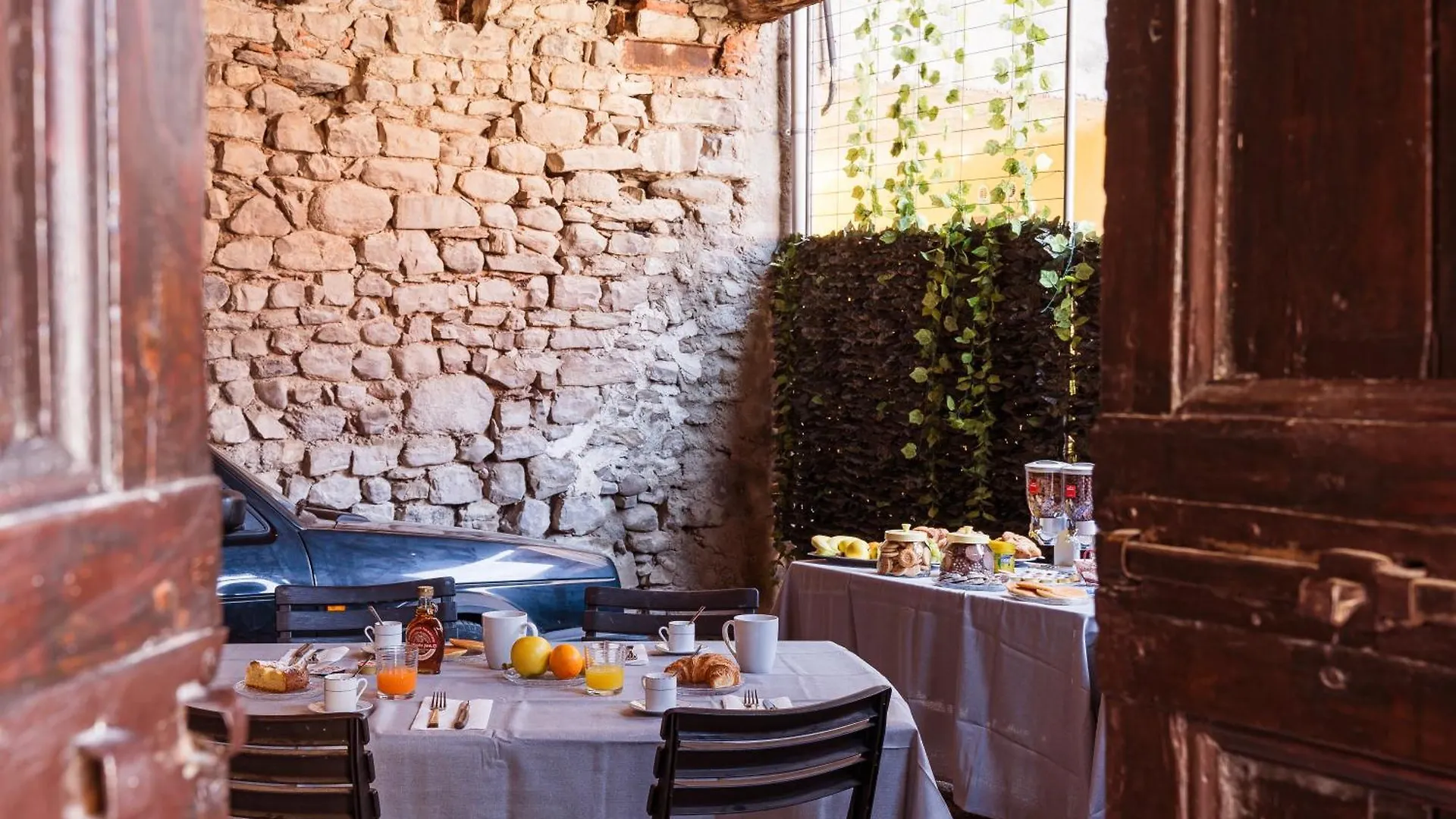 B&B La Corte And Home Restaurant - Free Parking - 10 Minutes To The Lake And Centre Tavernerio 0*,